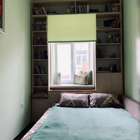 Modern Chaikovskogo Apartment