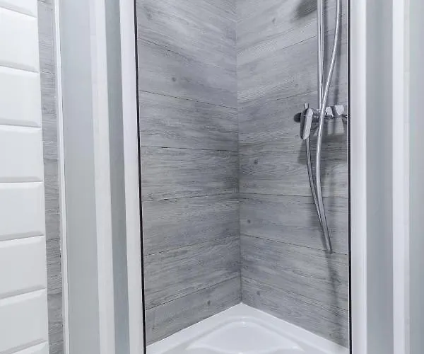 Modern Chaikovskogo Lägenhet Lviv