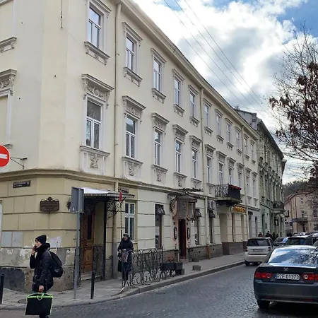 Appartamento Modern Chaikovskogo Leopoli
